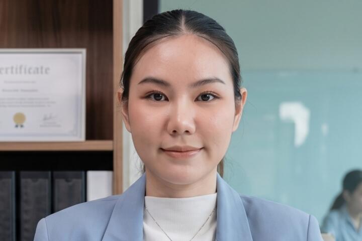 Dr. Sophia Lin
